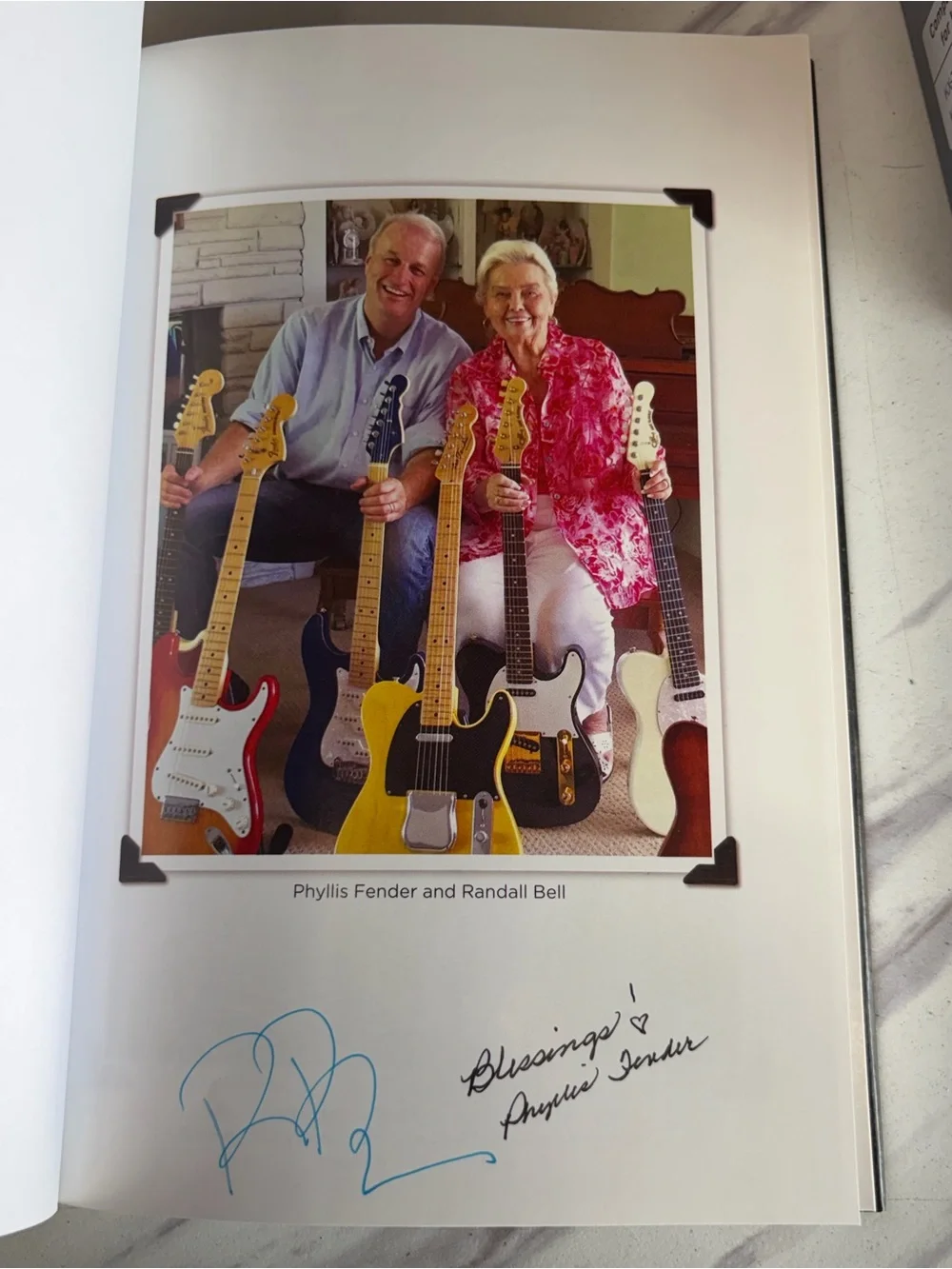 🔥 Leo Fender Quiet Giant 1st Printing Hardcover 2 Signatures Phyllis Fender Bell